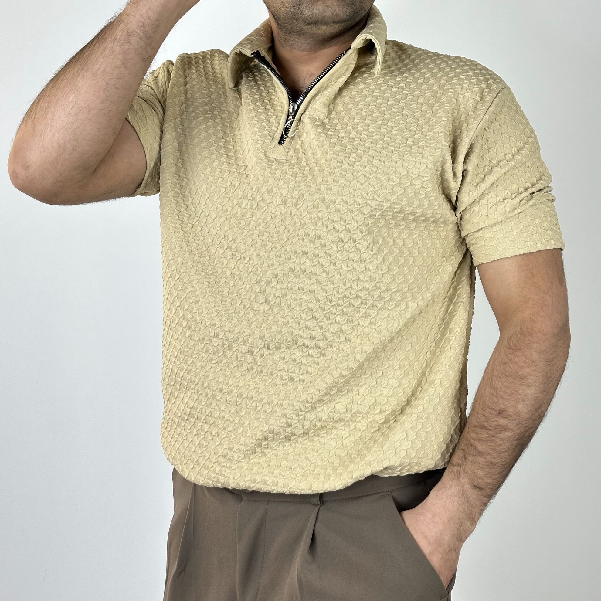 تصویر  تیشرت پارچه بیسکویتی یقه نیم زیپ