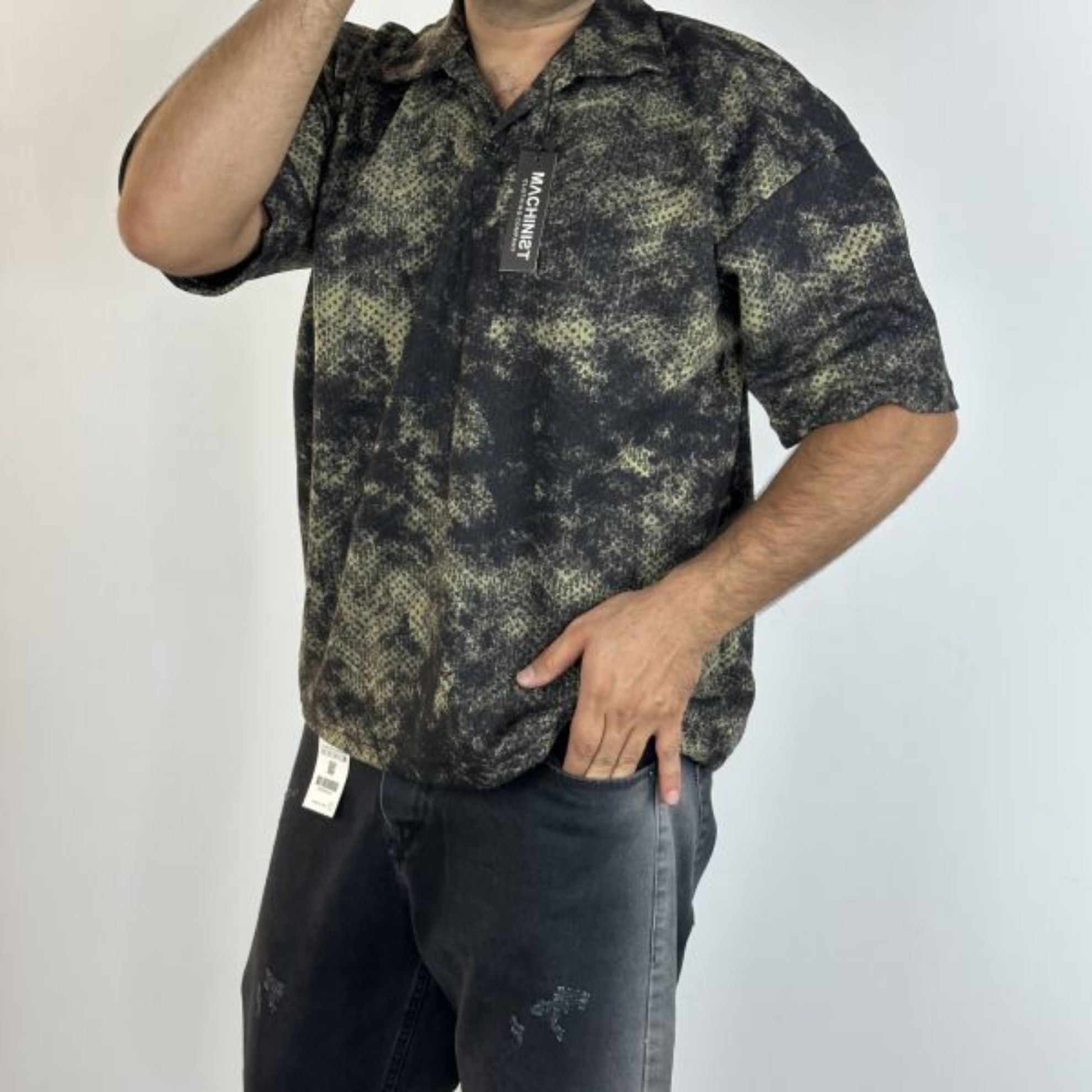 تصویر  تیشرت یقه بلایزری